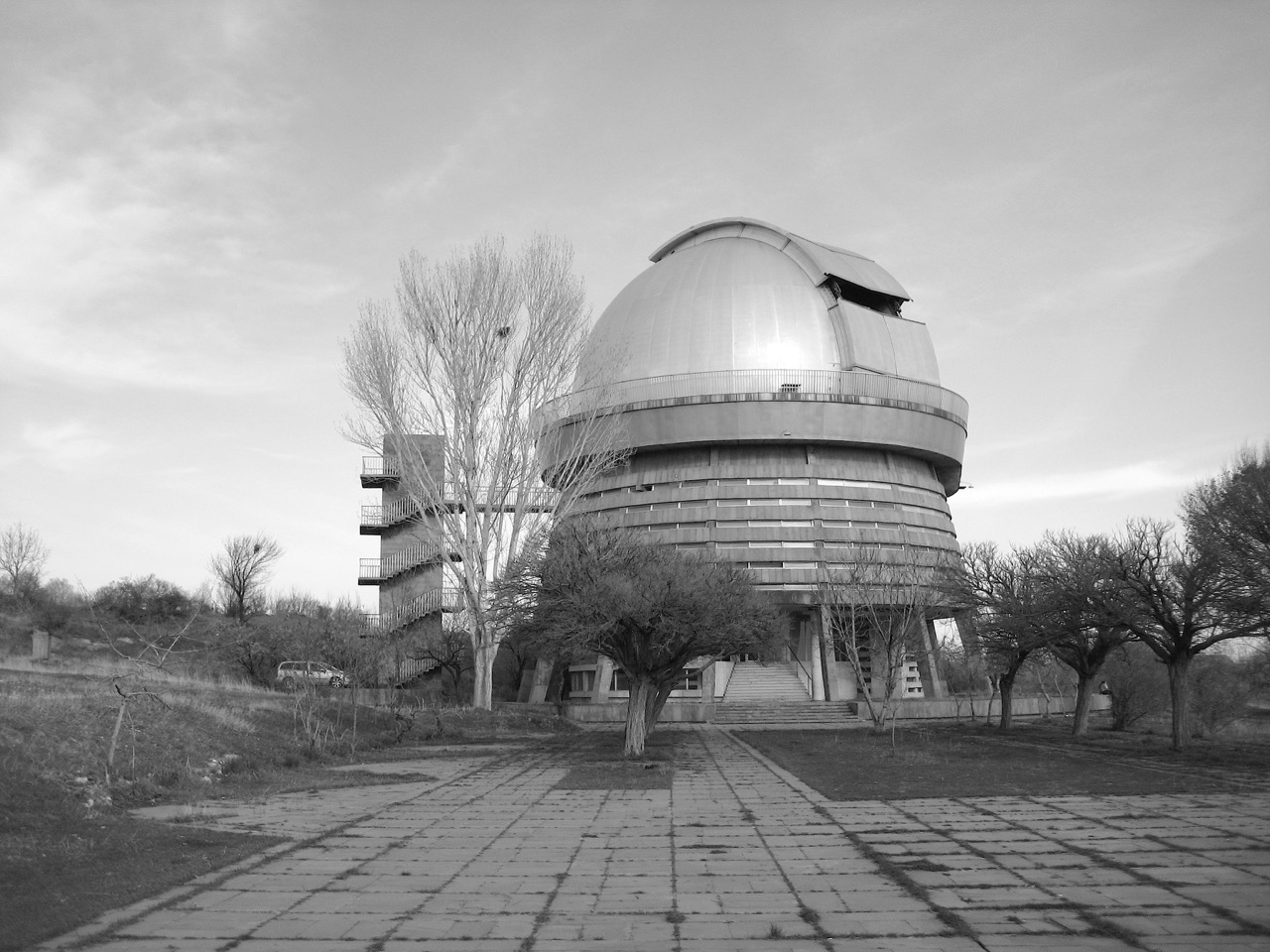 Bjurakan-Observatorium Foto: Bjurakan-Observatorium. Aus: Eriwan. Kapitel 6 Aufzeichnungen aus Armenien von Marc Degens.